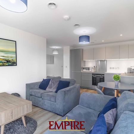 Luxury 2 Bedroom Apartment, On Broad Street! 버밍엄 외부 사진
