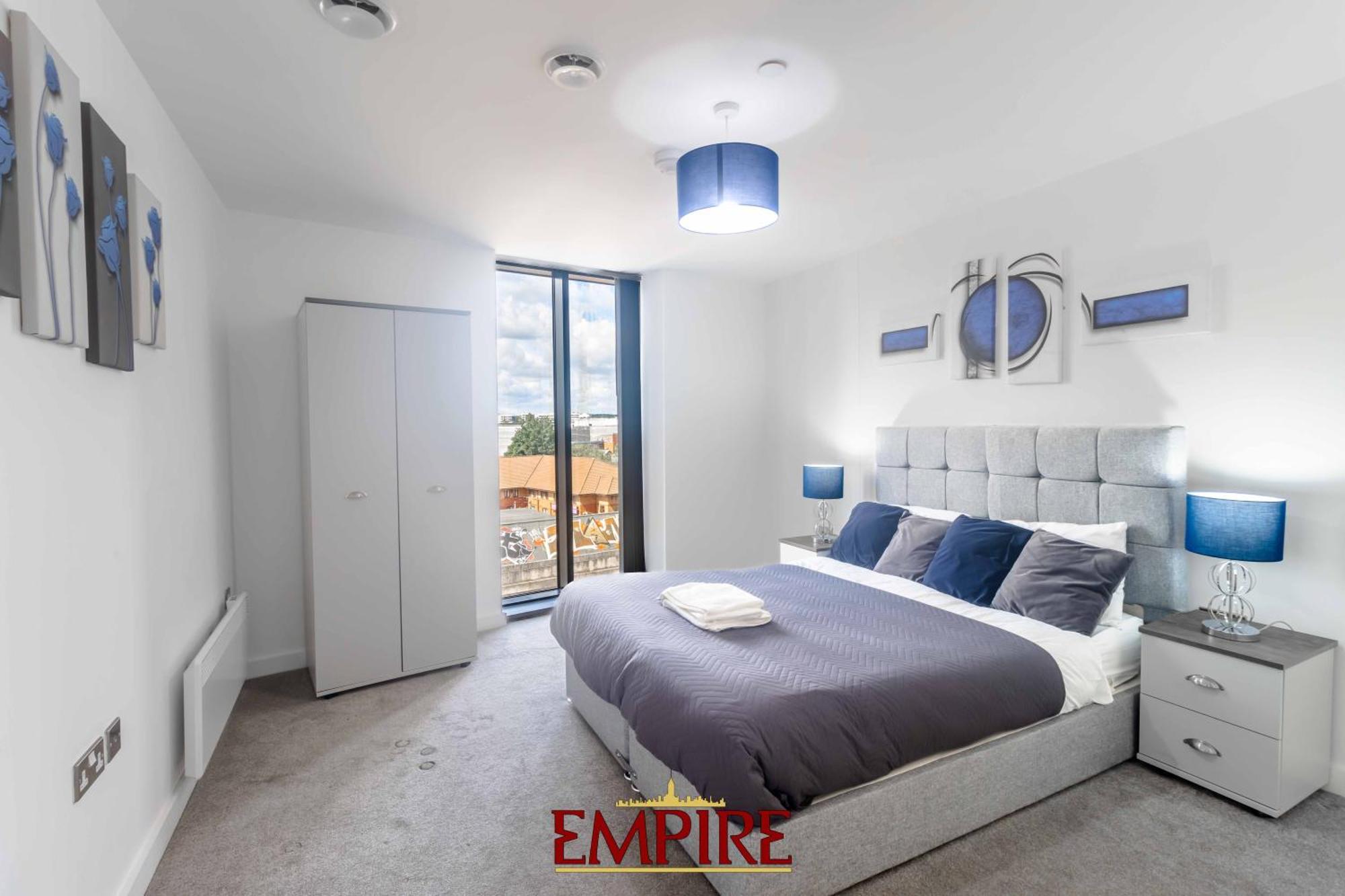 Luxury 2 Bedroom Apartment, On Broad Street! 버밍엄 외부 사진